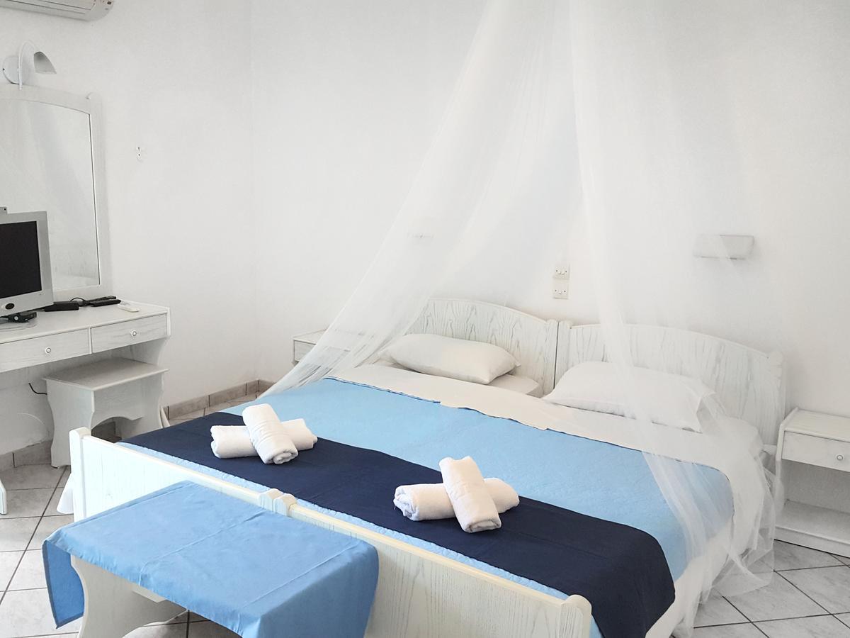 Apart Hotel Blumarin Agios Gordios  Extérieur photo